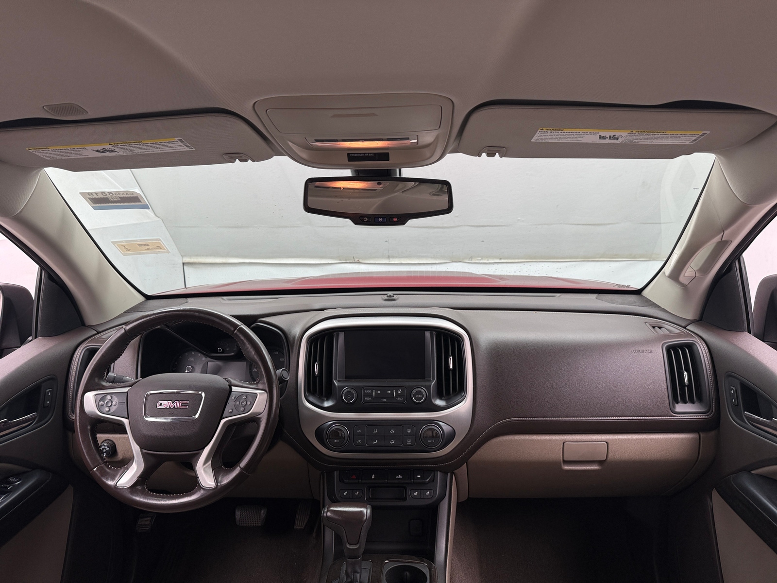 Thumbnail: 2018 GMC Canyon - 3
