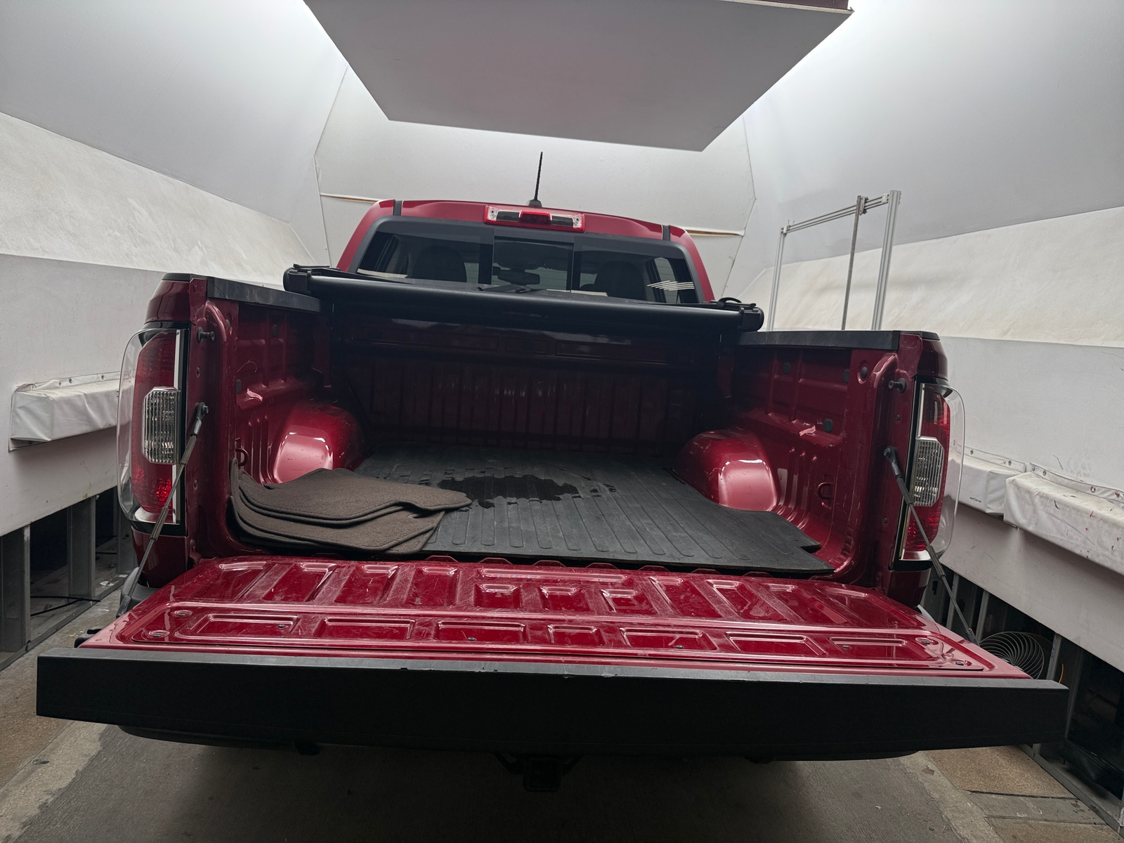 Thumbnail: 2018 GMC Canyon - 7