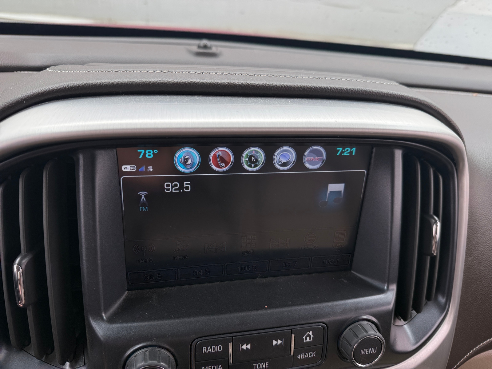 Thumbnail: 2018 GMC Canyon - 4