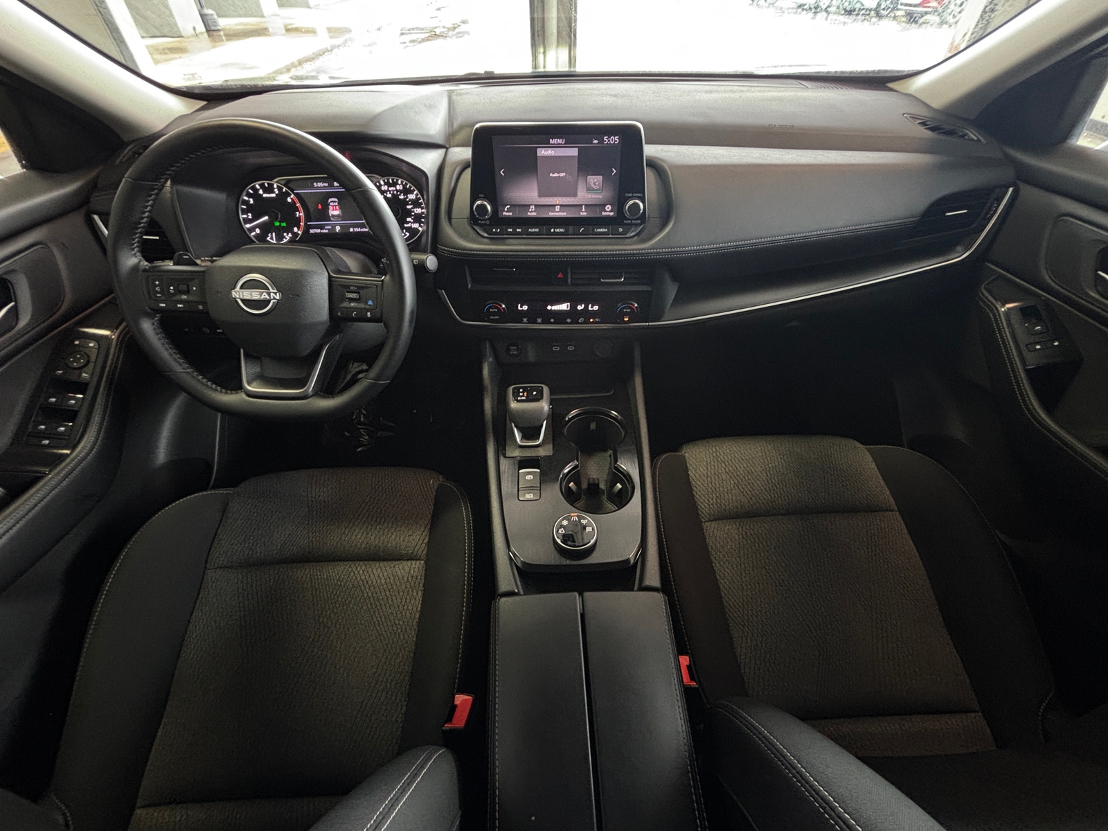 Thumbnail: 2025 Nissan Rogue - 3