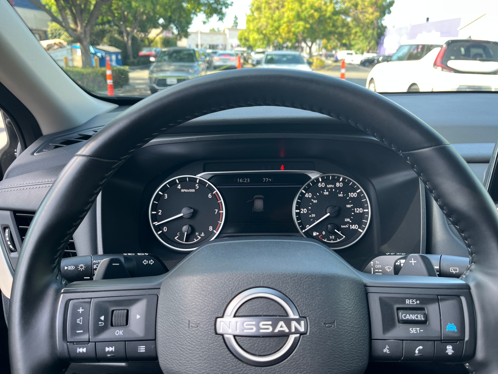 Thumbnail: 2025 Nissan Rogue - 4