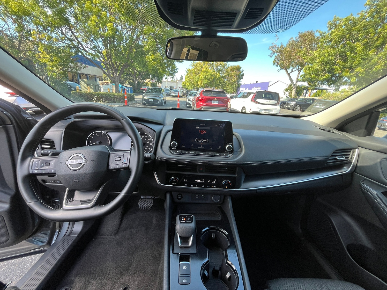Thumbnail: 2025 Nissan Rogue - 2