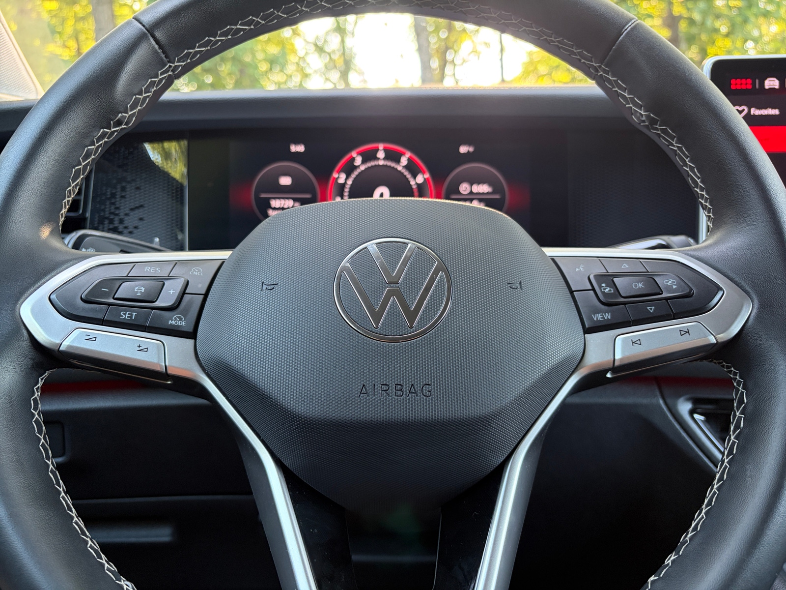 Thumbnail: 2026 Volkswagen Tiguan - 4