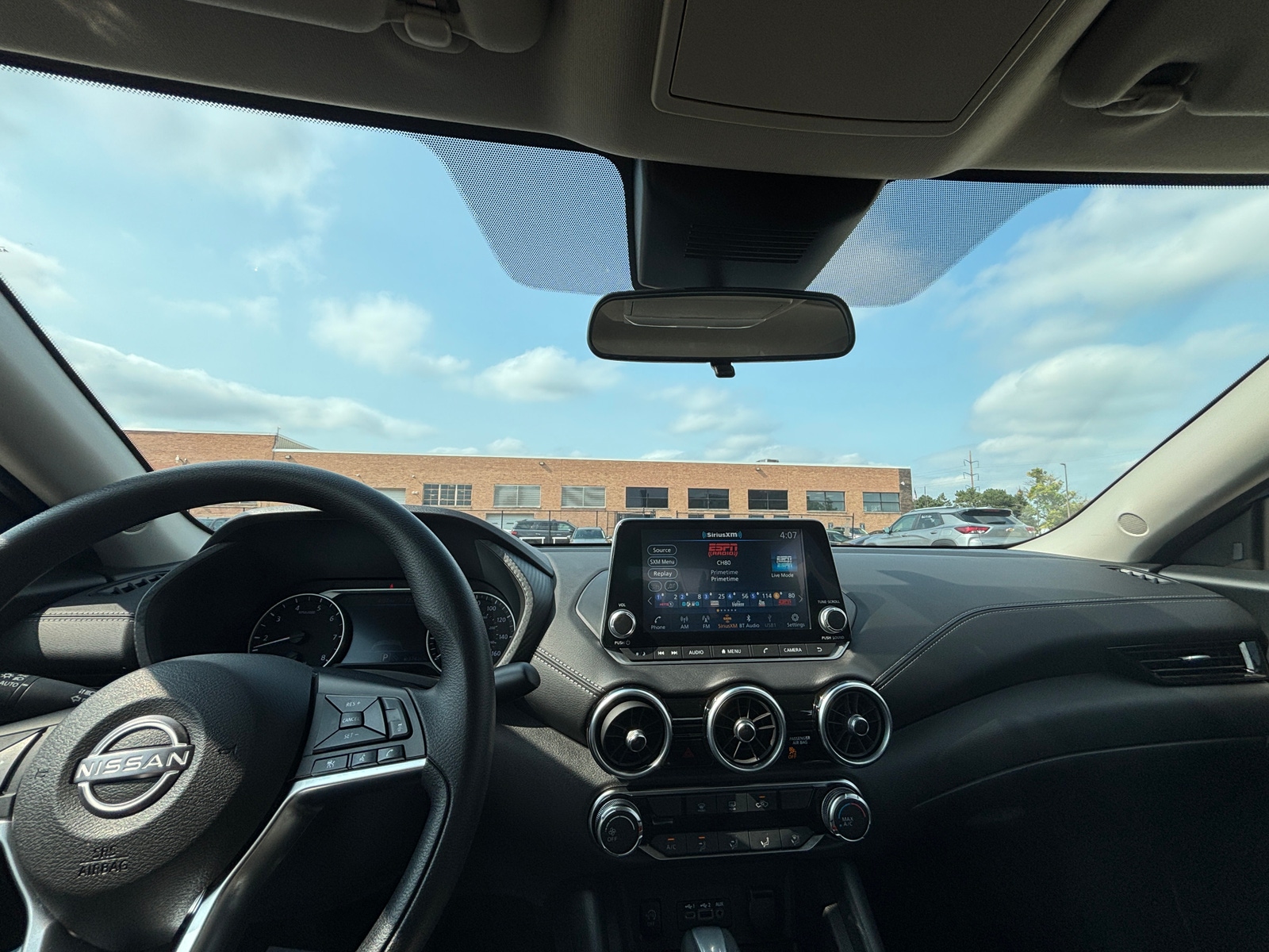 Thumbnail: 2025 Nissan Sentra - 3