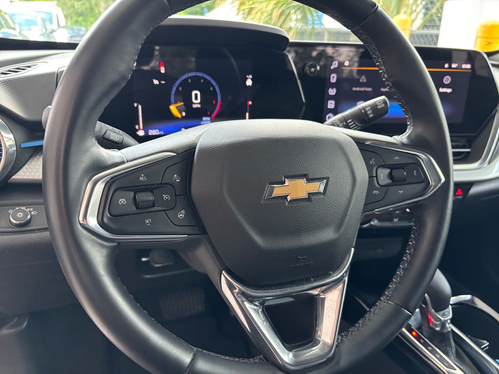 Thumbnail: 2025 Chevrolet Trax - 5