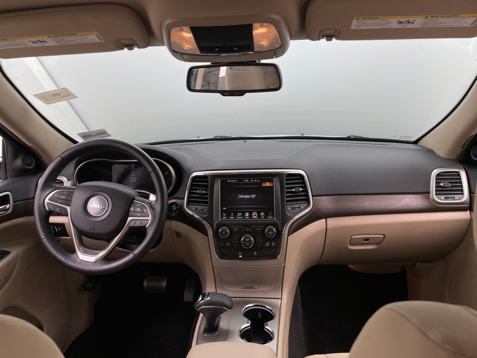 Thumbnail: 2015 Jeep Grand Cherokee - 3