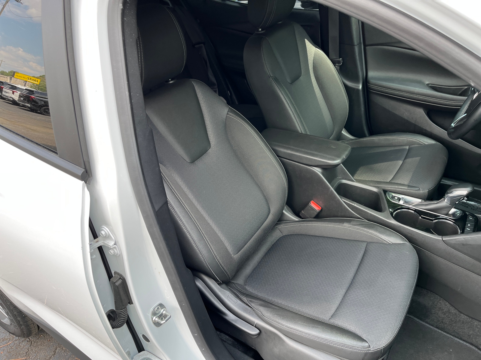 Thumbnail: 2025 Buick Encore GX - 2