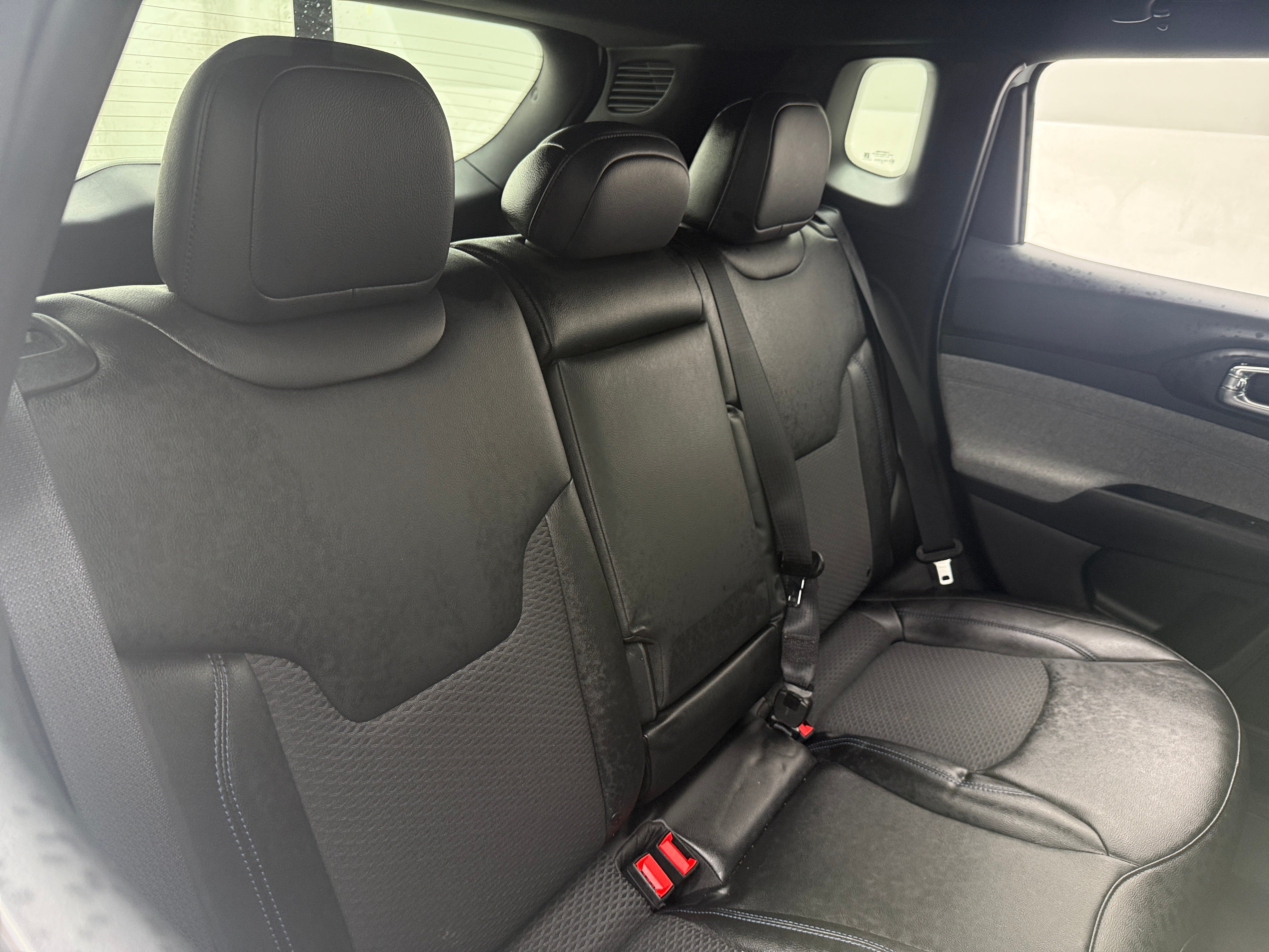 Used 2026 Jeep Compass Latitude with VIN 3C4NJDBN1TT189865 for sale in Eagan, Minnesota