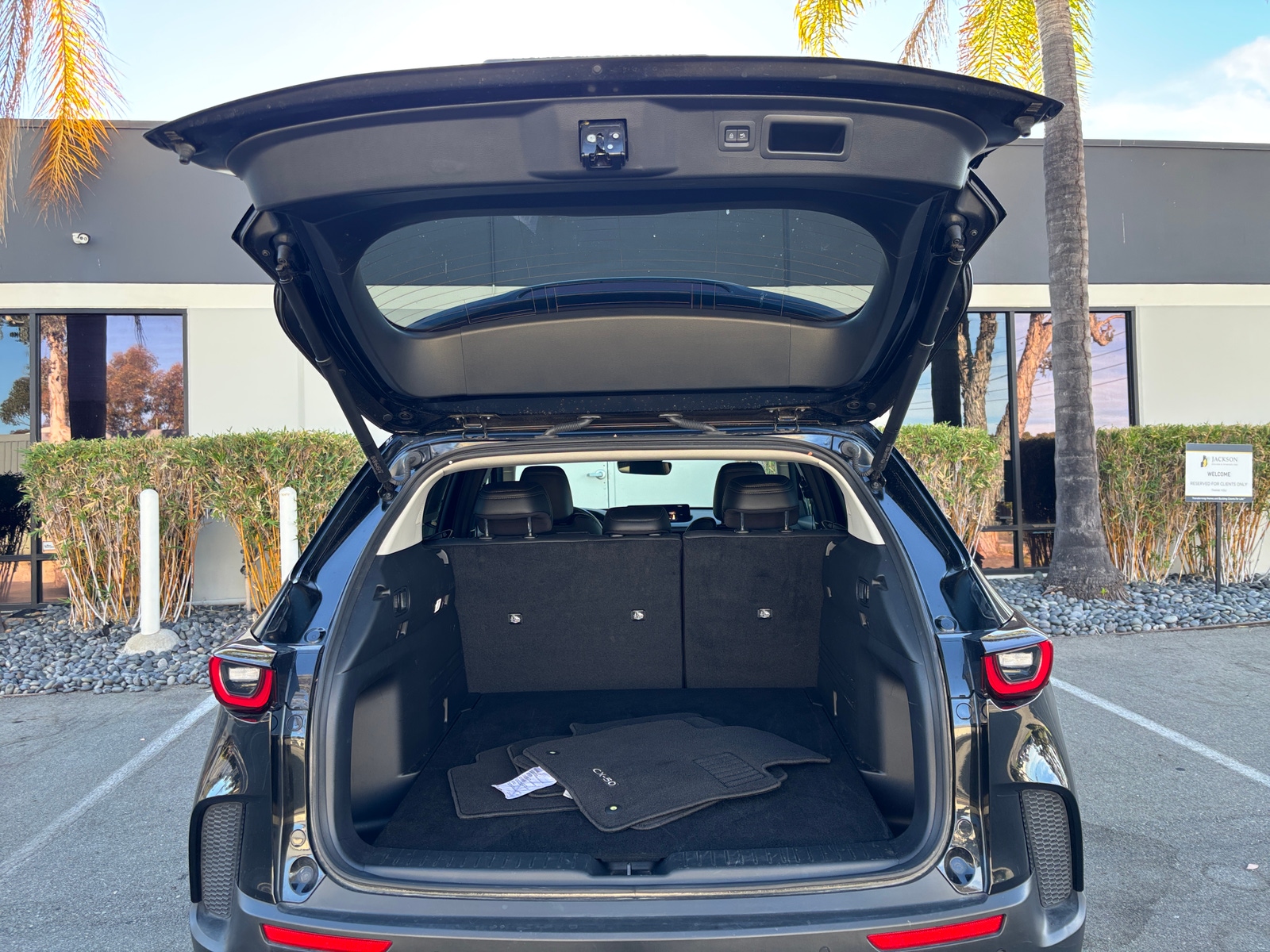 Thumbnail: 2026 Mazda CX-50 - 5