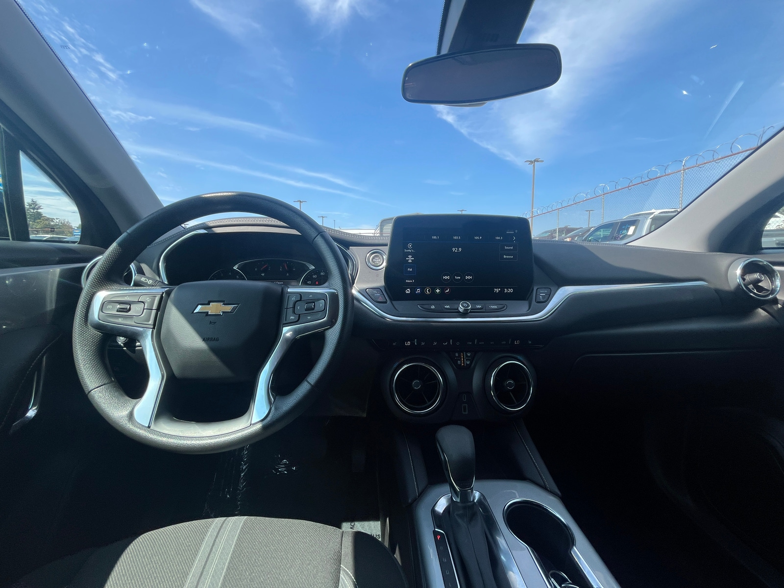 Thumbnail: 2025 Chevrolet Blazer - 3