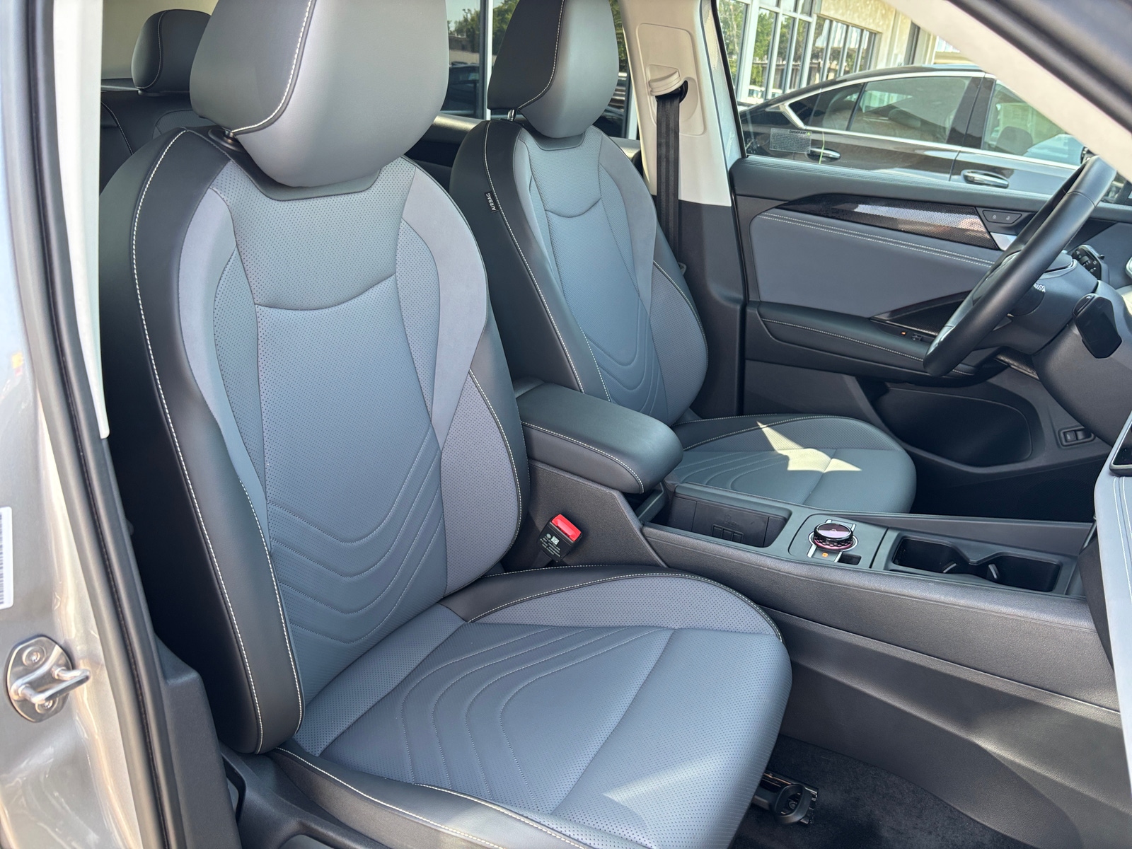 Thumbnail: 2026 Volkswagen Tiguan - 2