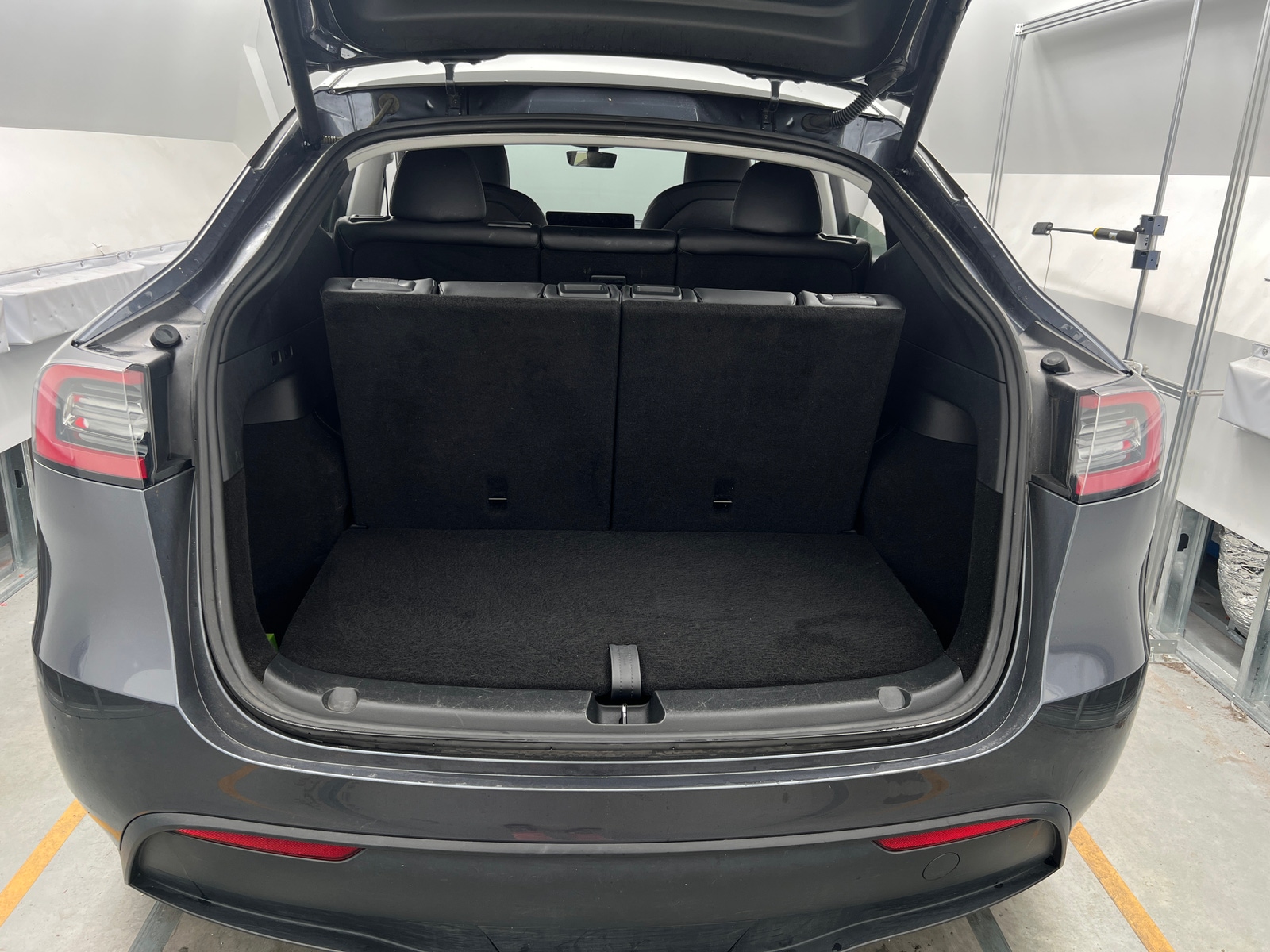 Thumbnail: 2023 Tesla Model Y - 6