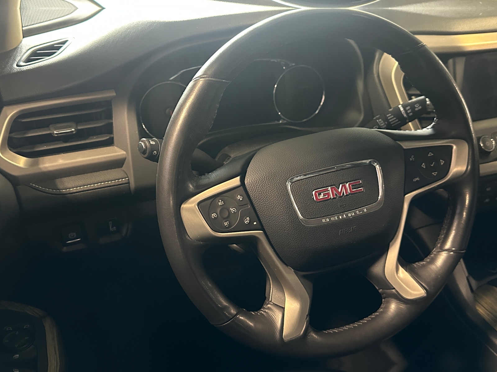 Thumbnail: 2019 GMC Acadia - 4