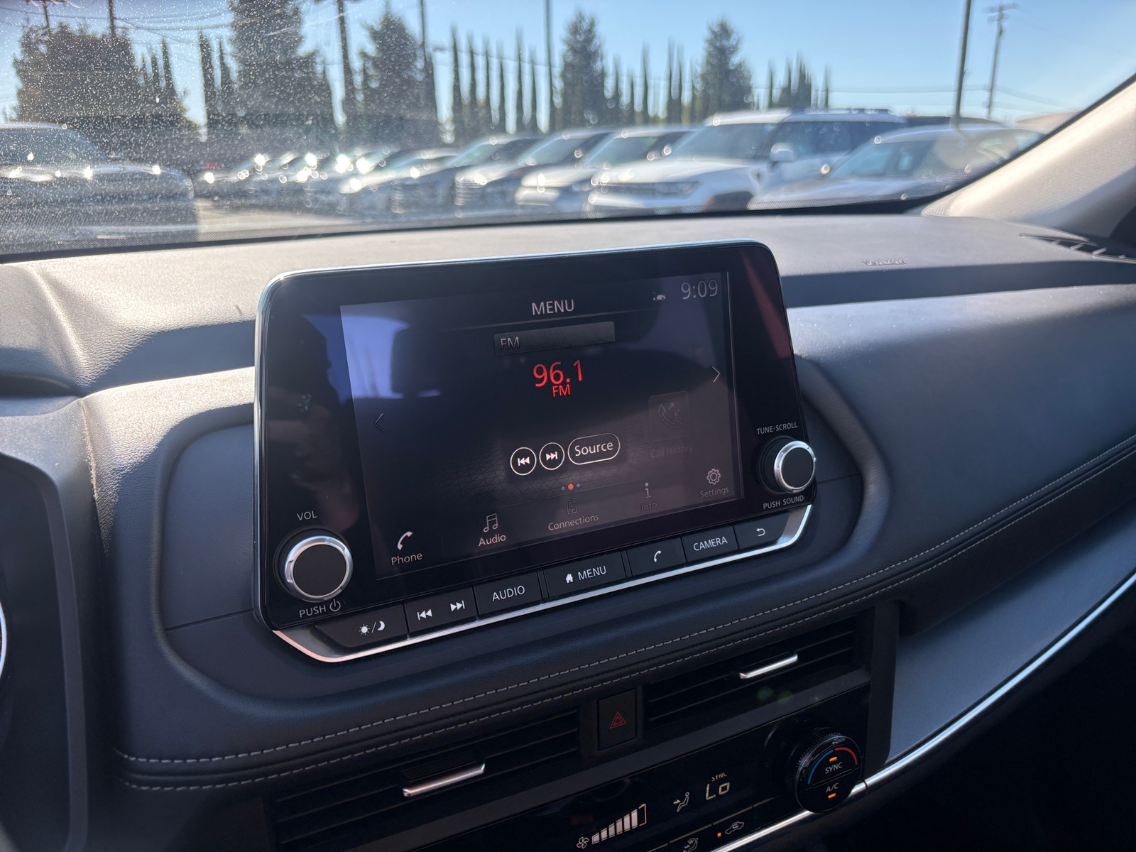 Thumbnail: 2025 Nissan Rogue - 4