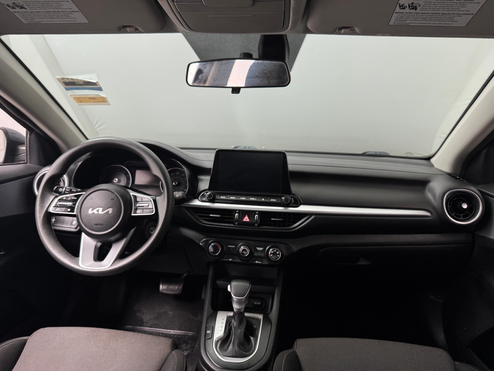 Thumbnail: 2023 Kia Forte - 3