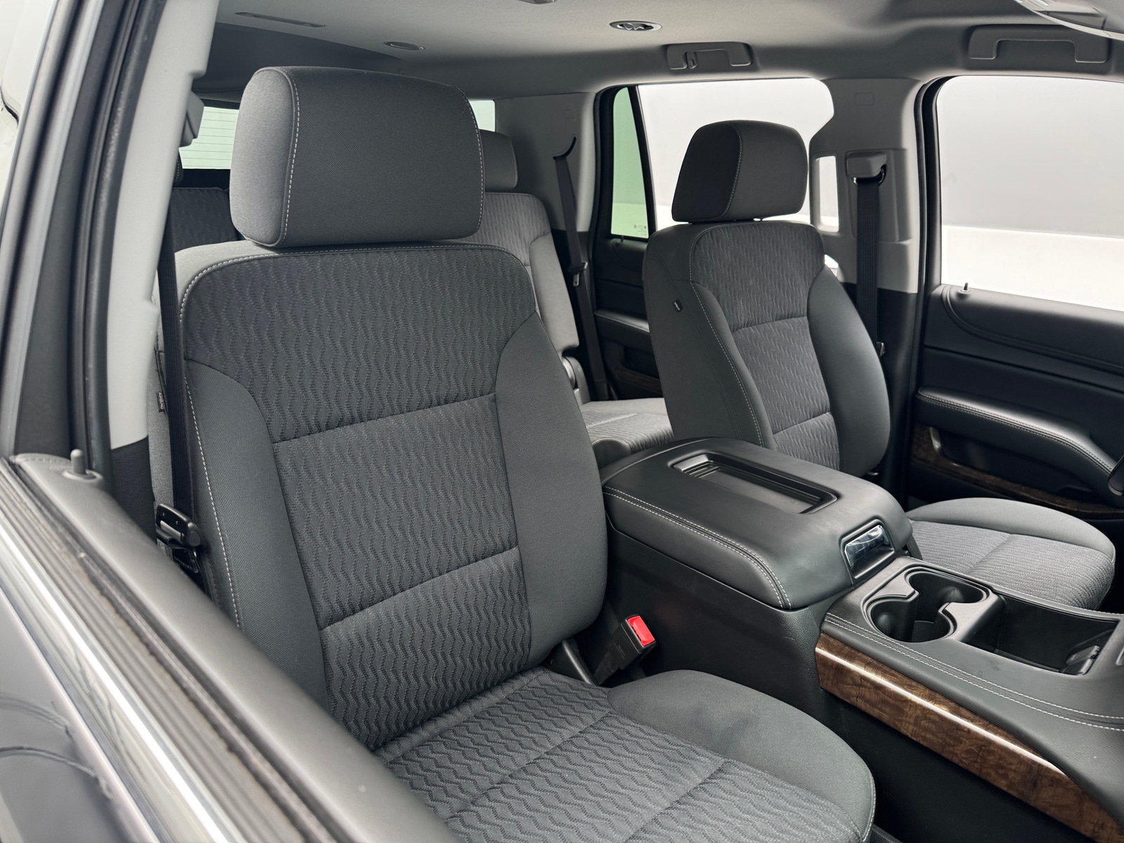 Thumbnail: 2019 Chevrolet Tahoe - 2