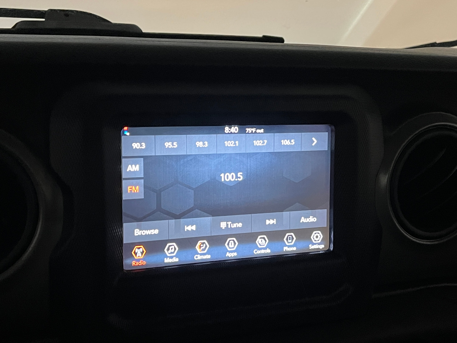 Thumbnail: 2023 Jeep Gladiator - 4