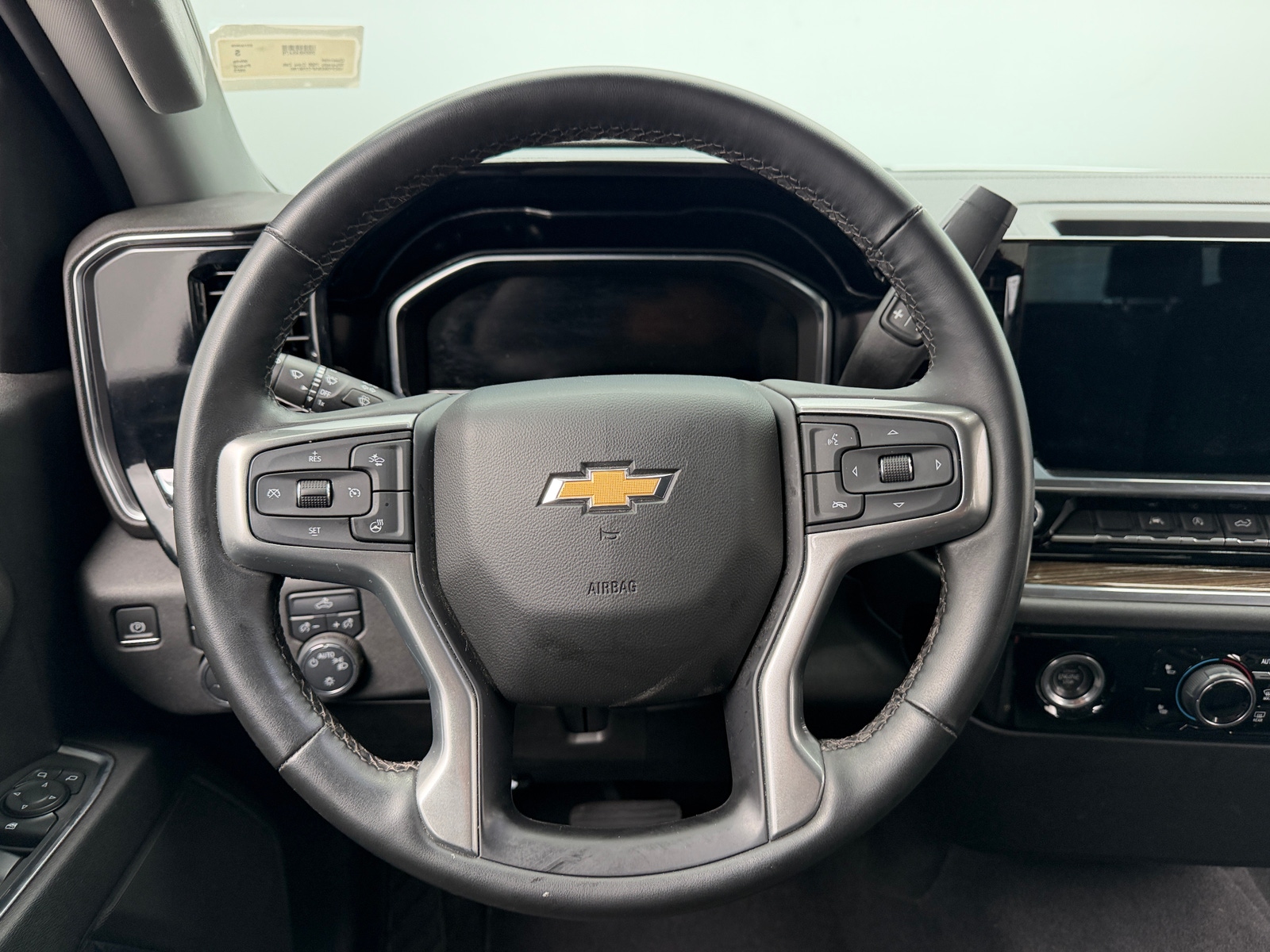 Thumbnail: 2023 Chevrolet Silverado 1500 - 5