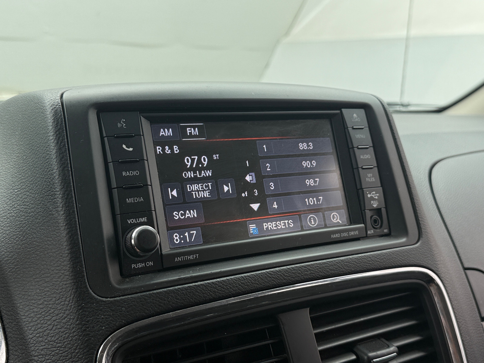 Thumbnail: 2019 Dodge Grand Caravan - 4