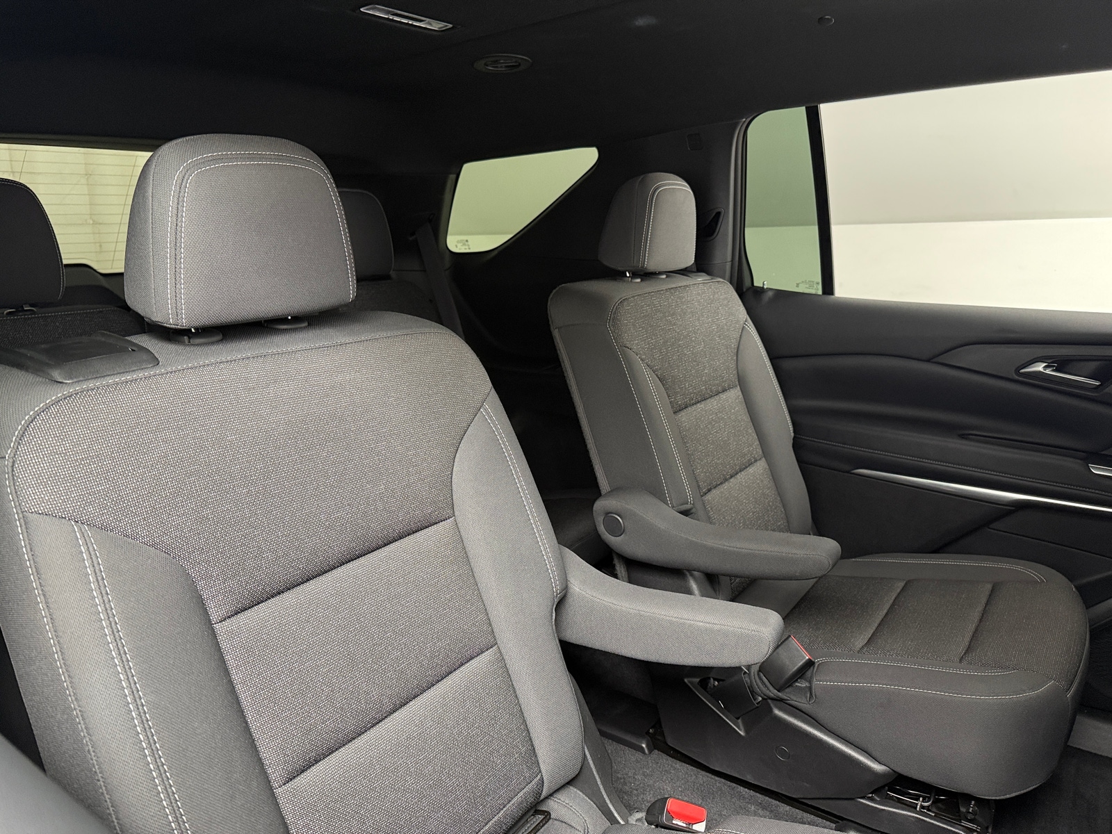 Thumbnail: 2025 Chevrolet Traverse - 6