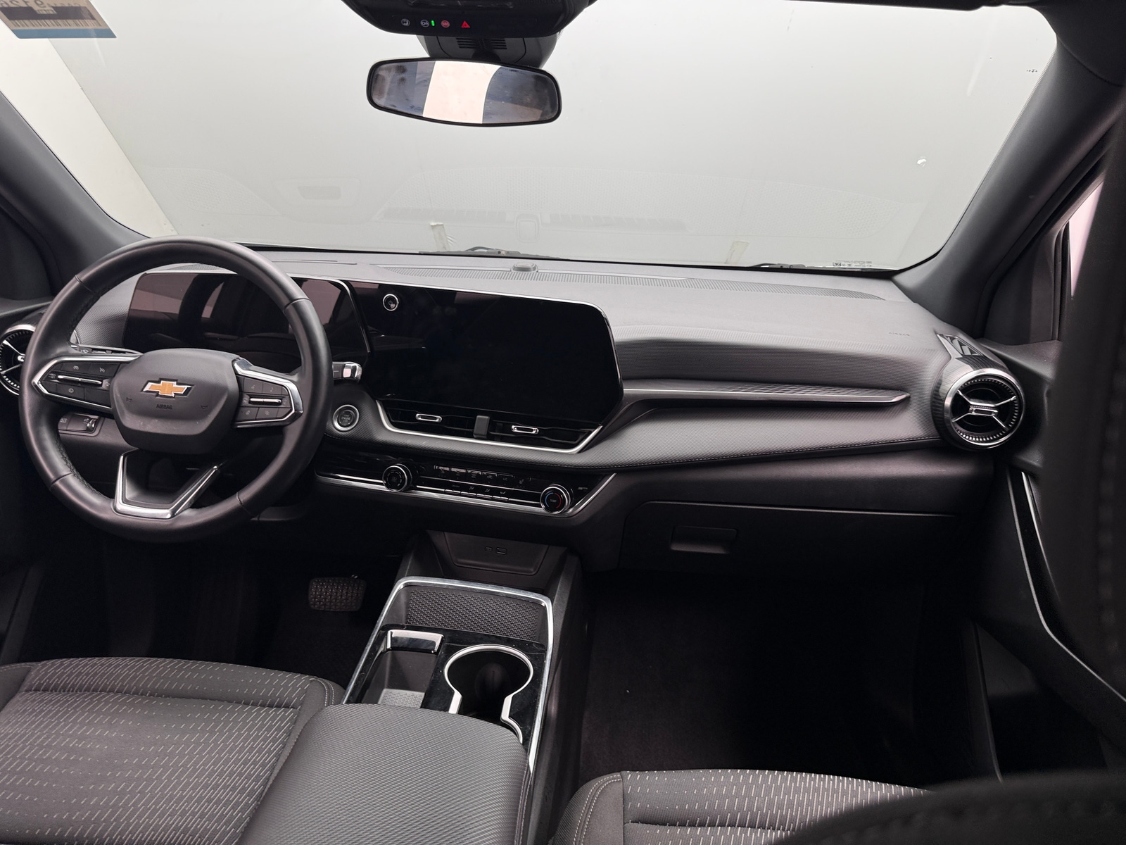 Thumbnail: 2025 Chevrolet Equinox - 3