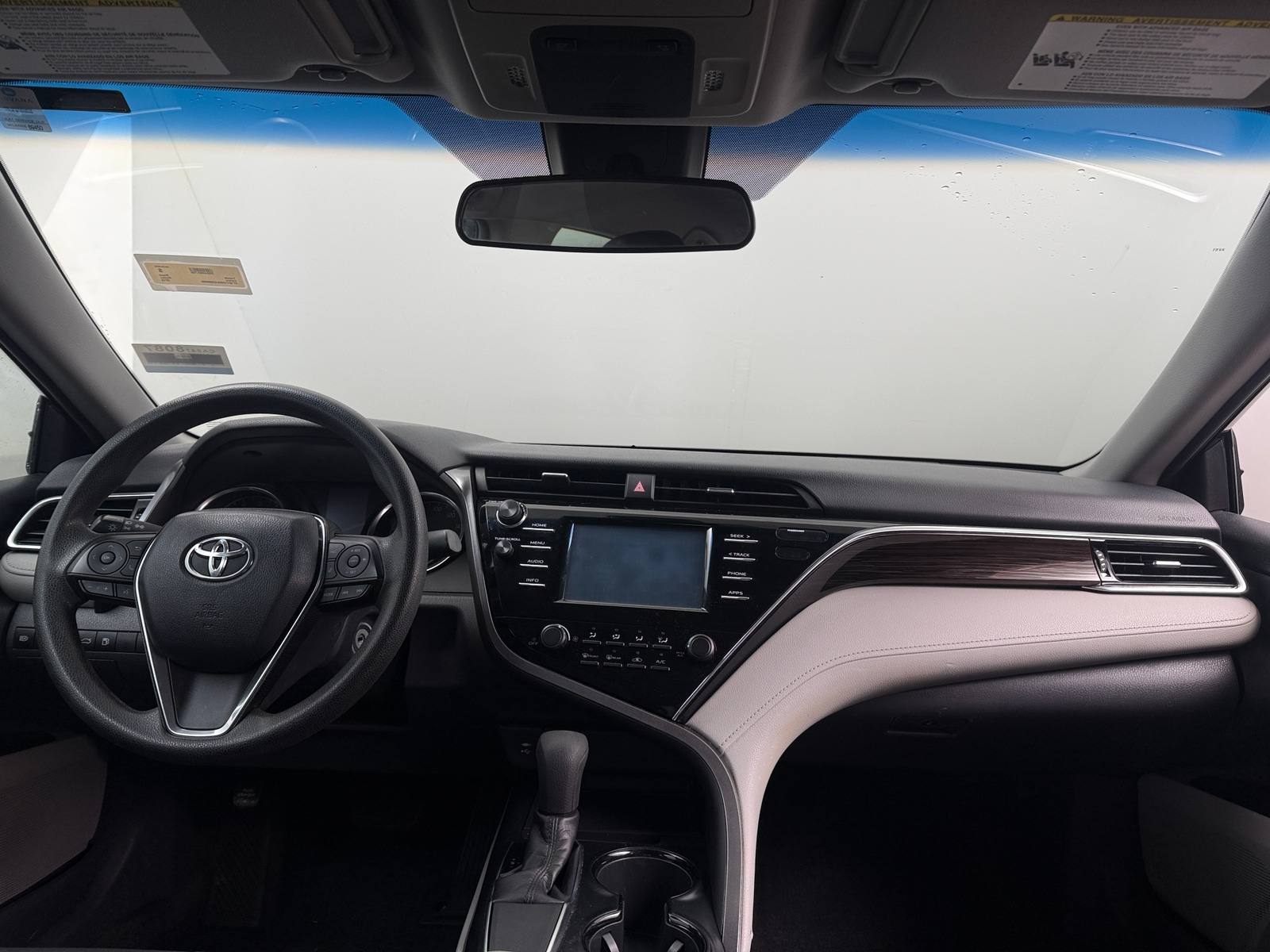 Thumbnail: 2018 Toyota Camry - 3