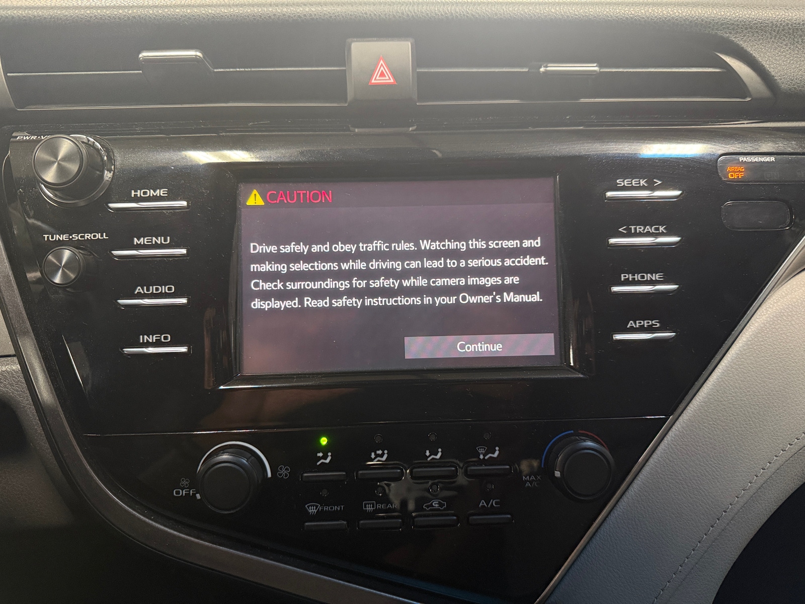 Thumbnail: 2018 Toyota Camry - 4