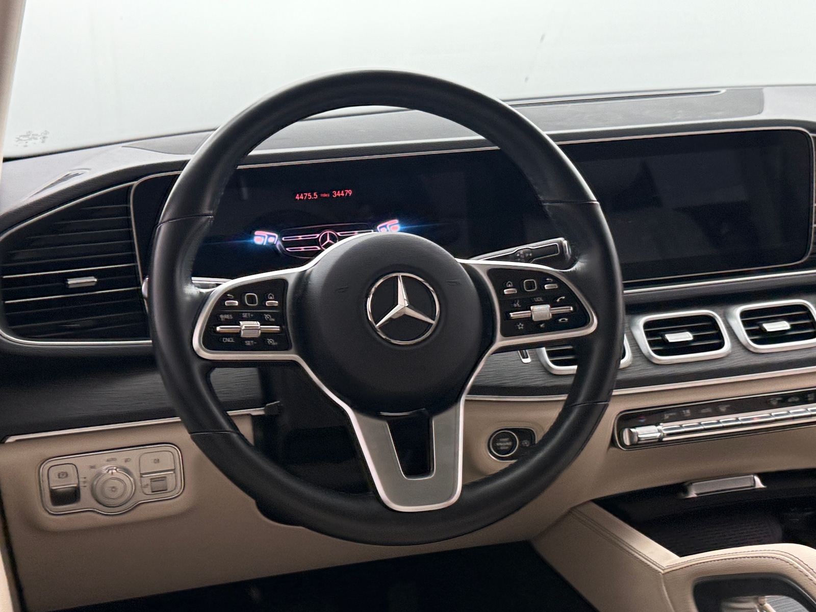 Thumbnail: 2023 Mercedes-Benz GLE - 4