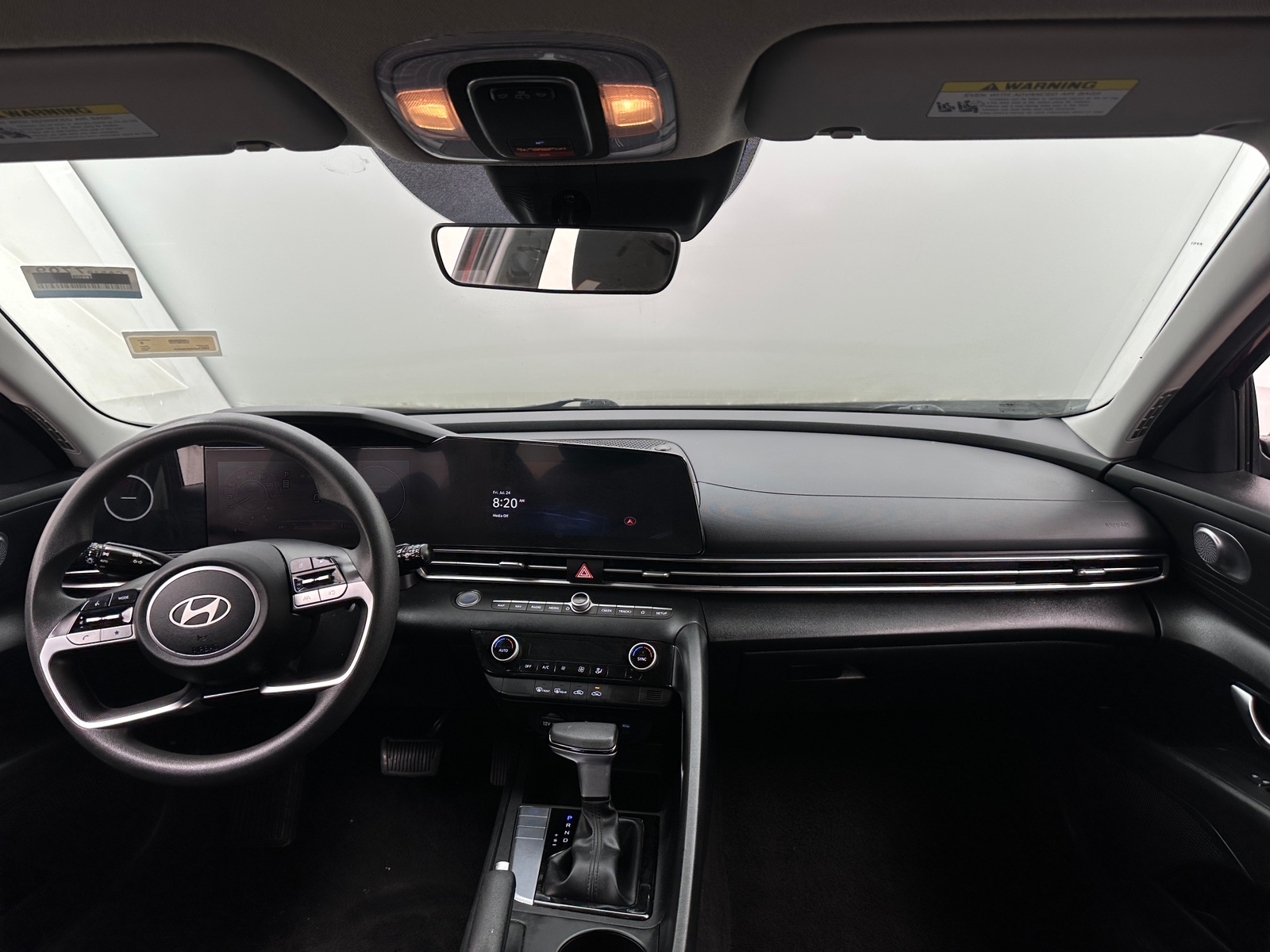 Thumbnail: 2024 Hyundai Elantra - 3