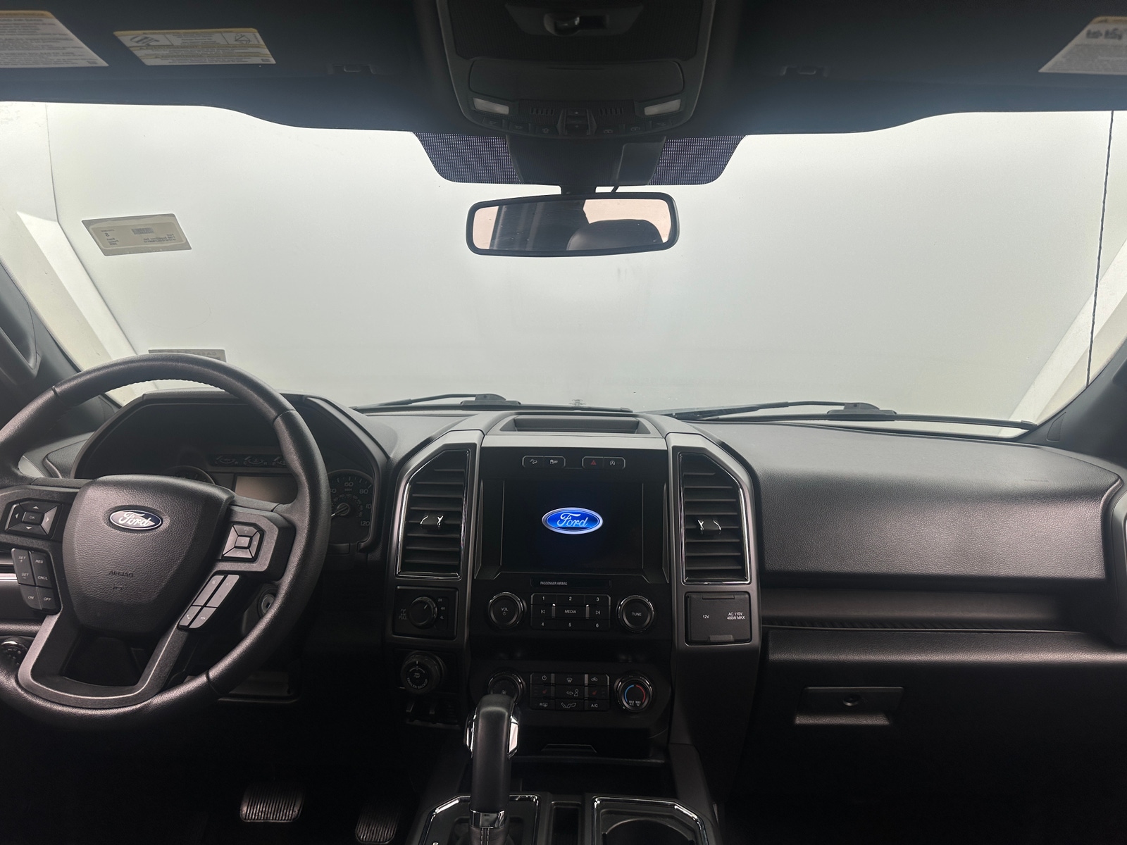 Thumbnail: 2020 Ford Econoline - 3