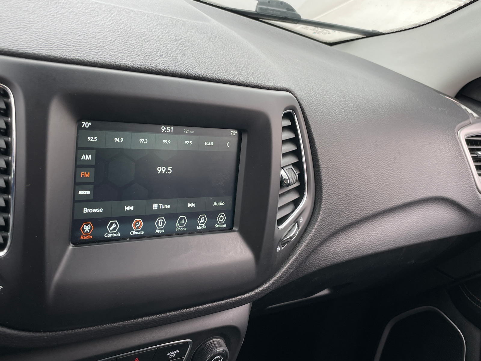 Thumbnail: 2018 Jeep Compass - 4