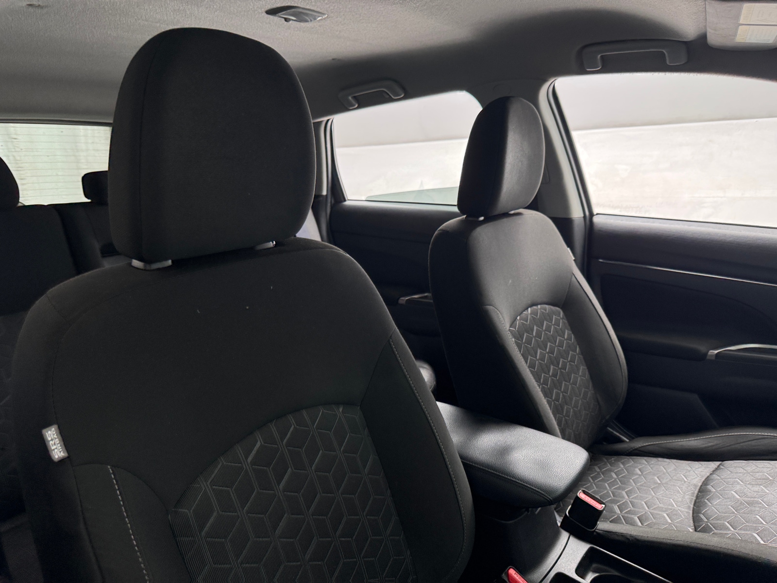 Thumbnail: 2021 Mitsubishi Outlander Sport - 2