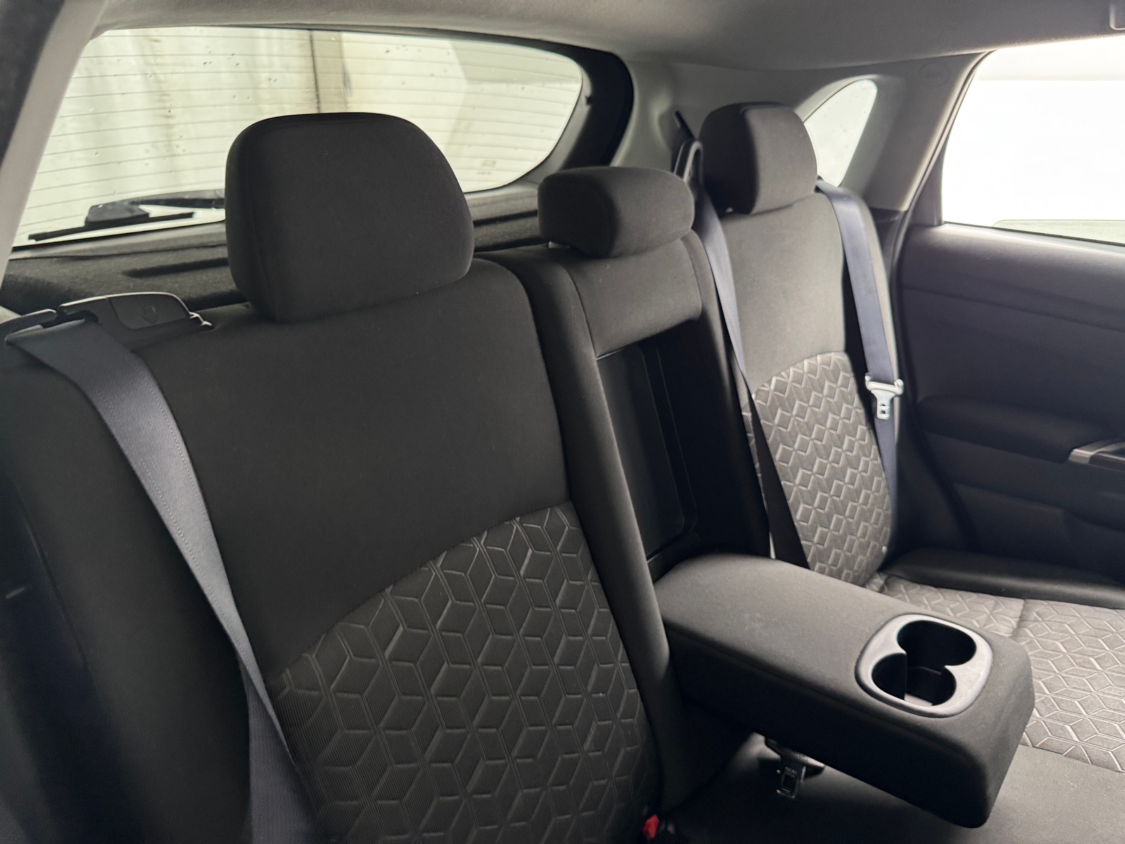 Thumbnail: 2021 Mitsubishi Outlander Sport - 6