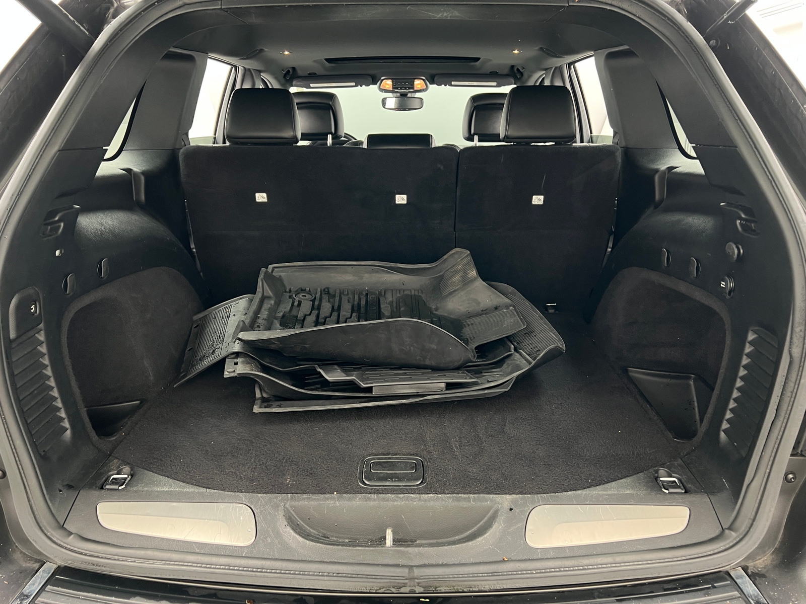Thumbnail: 2019 Jeep Grand Cherokee - 6
