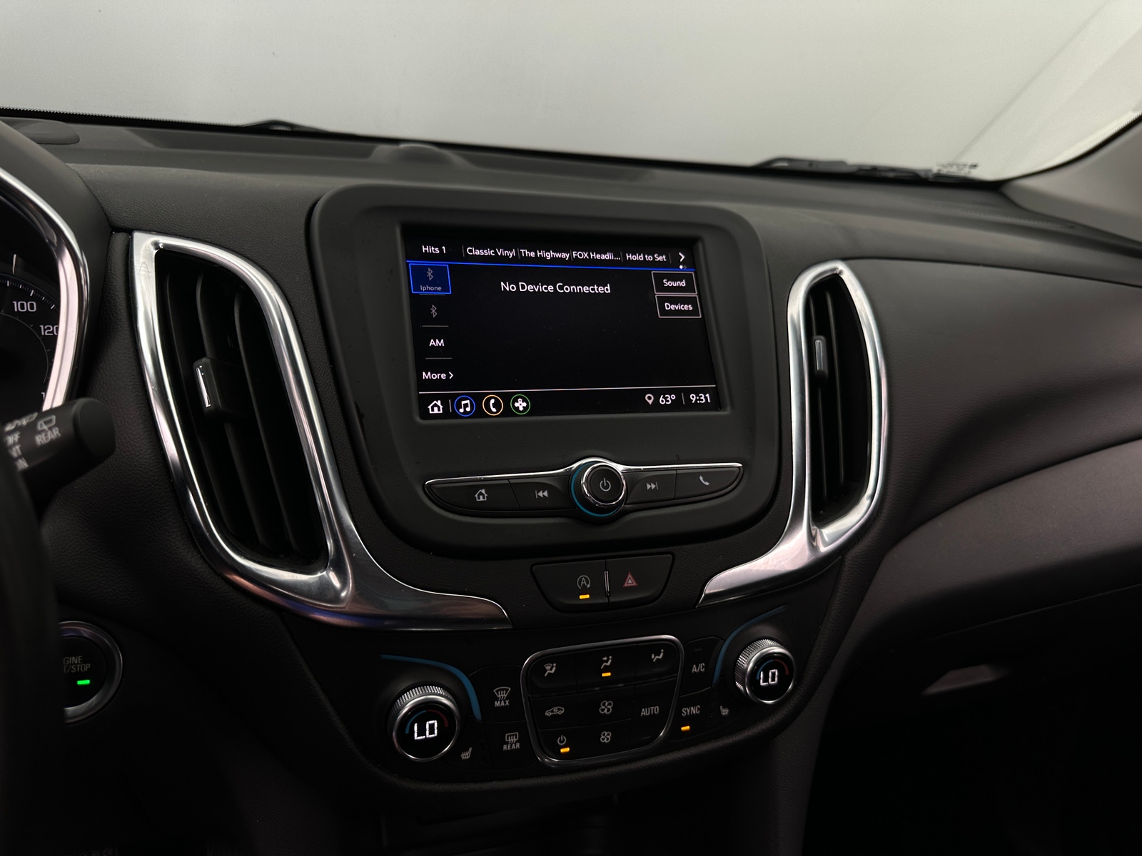 Thumbnail: 2024 Chevrolet Equinox - 4