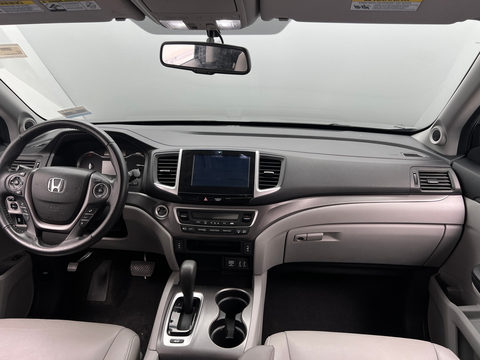 Thumbnail: 2016 Honda Pilot - 2