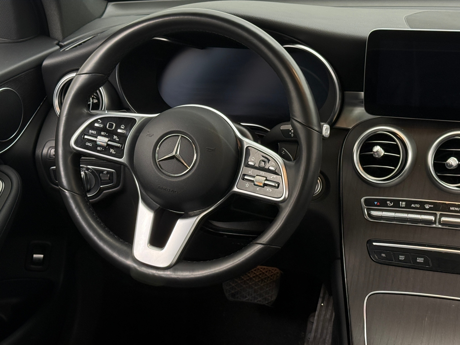 Thumbnail: 2022 Mercedes-Benz GLC - 4