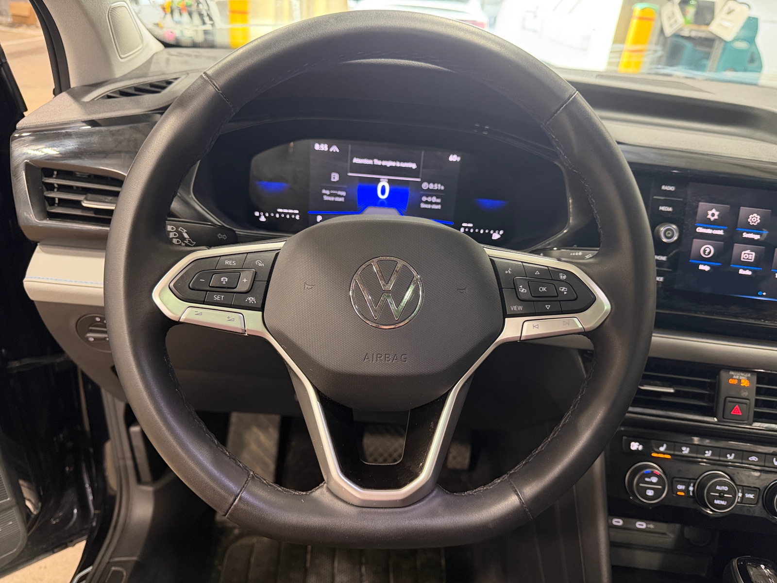 Thumbnail: 2024 Volkswagen Taos - 4