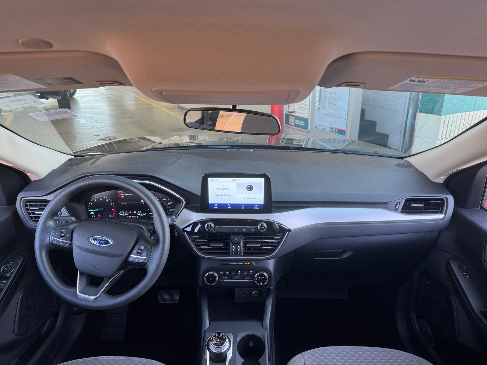 Thumbnail: 2020 Ford Escape - 3