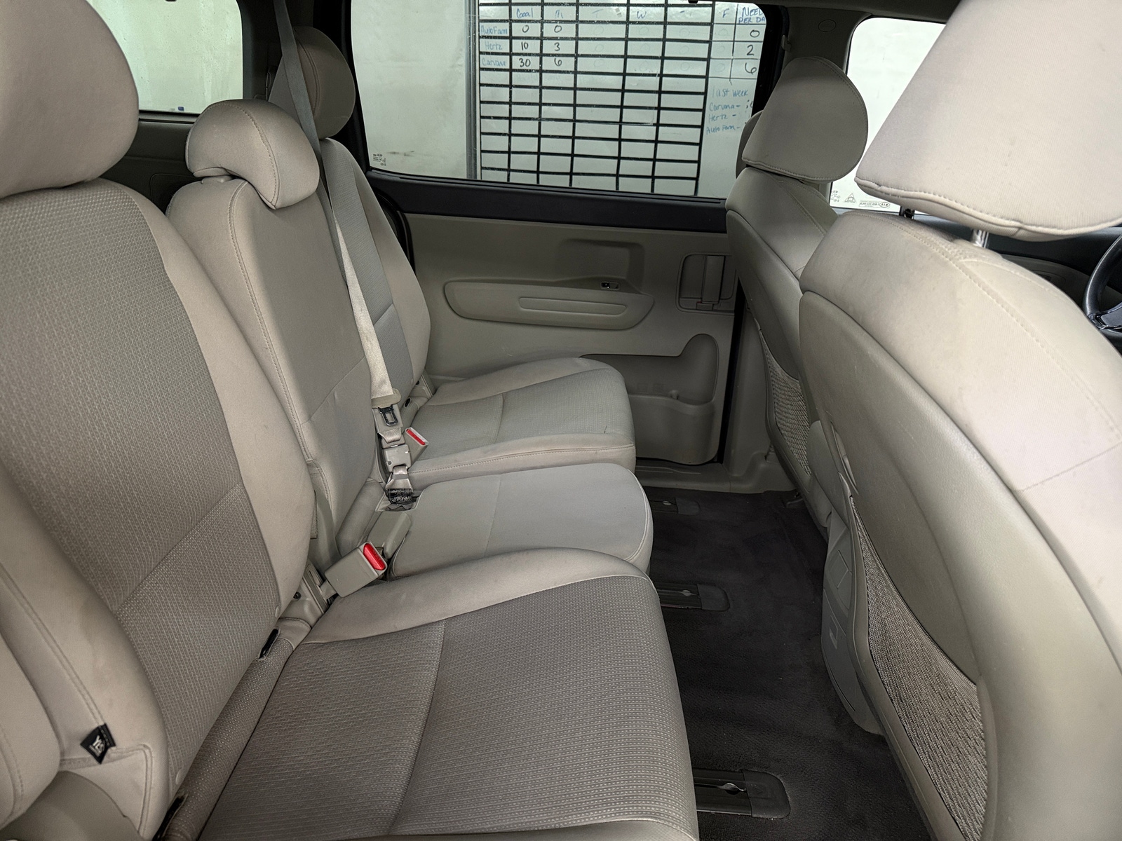Thumbnail: 2016 Kia Sedona - 6