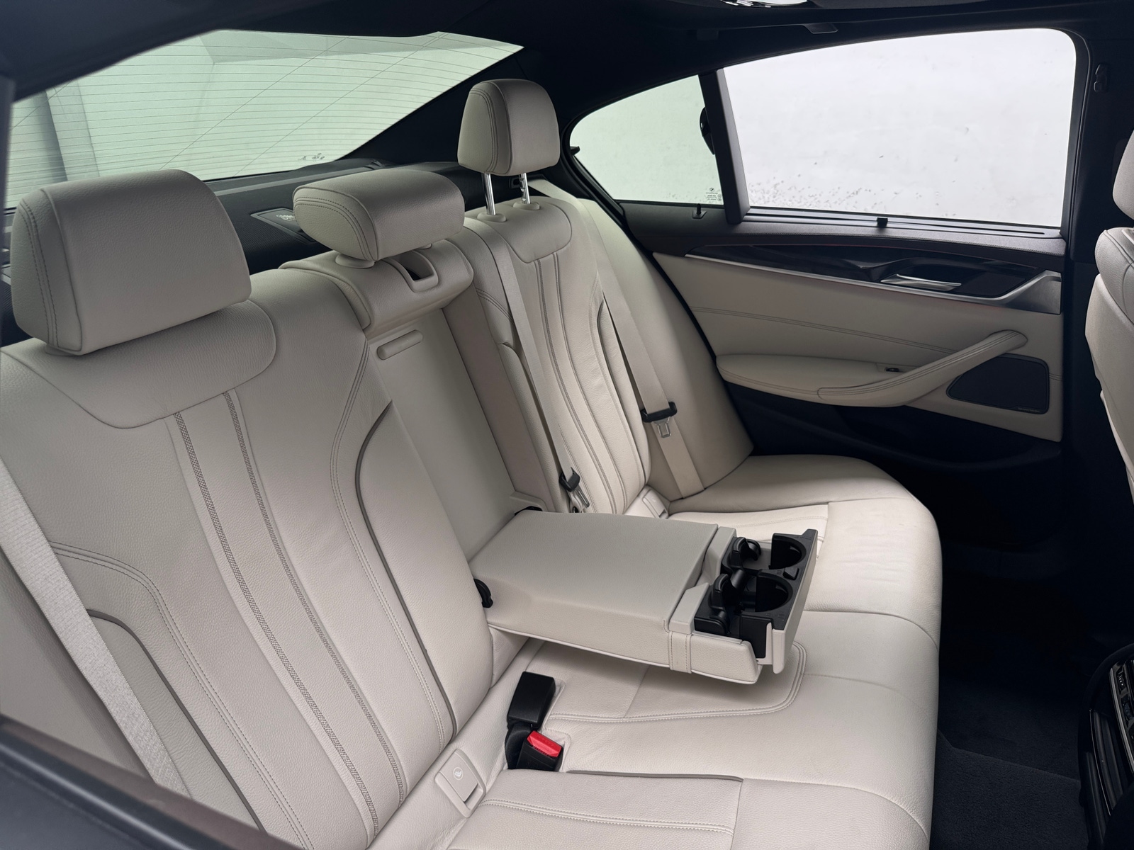 Thumbnail: 2018 BMW 5 Series - 5