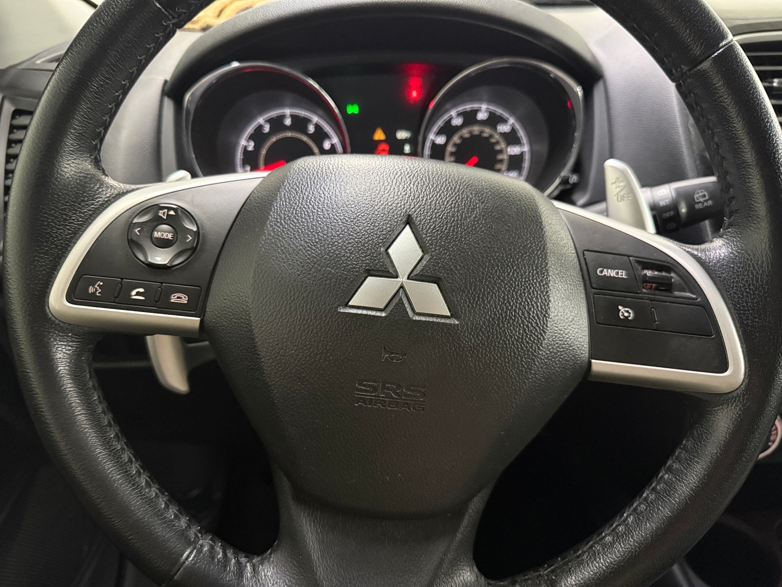 Thumbnail: 2015 Mitsubishi Outlander Sport - 5