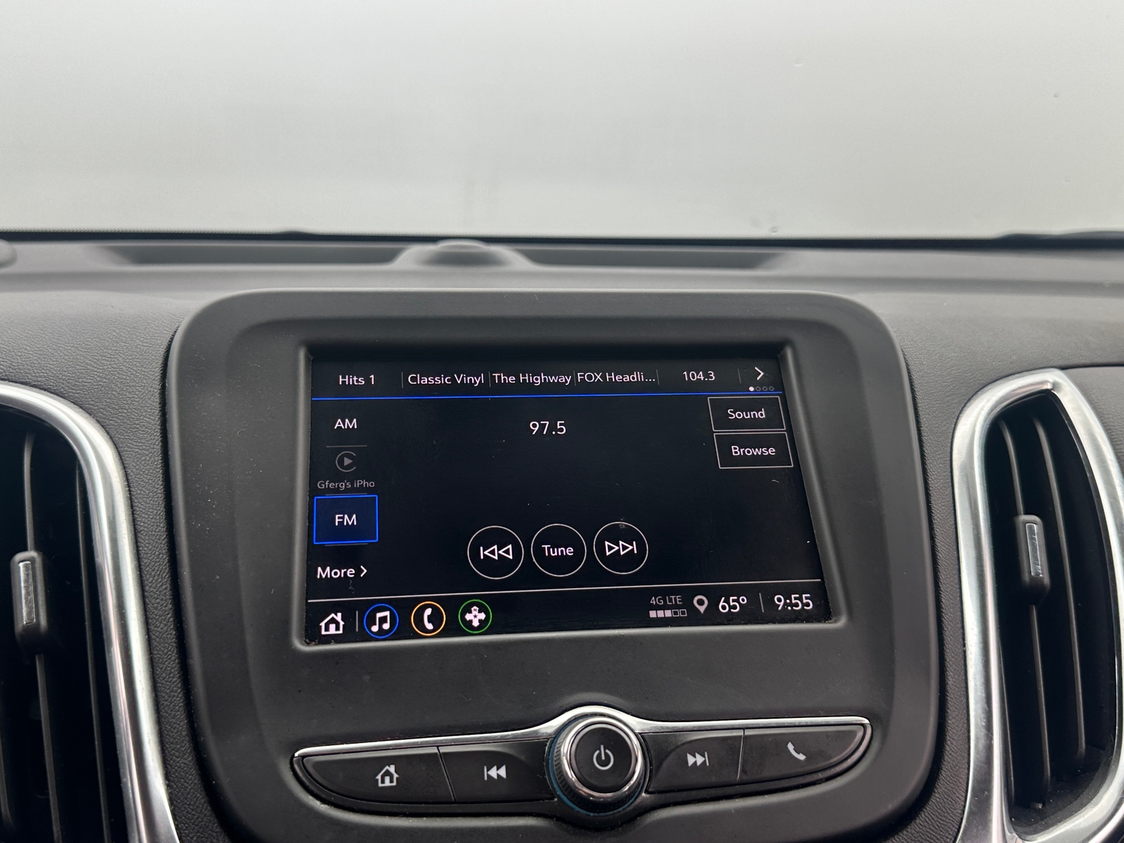 Thumbnail: 2023 Chevrolet Equinox - 4