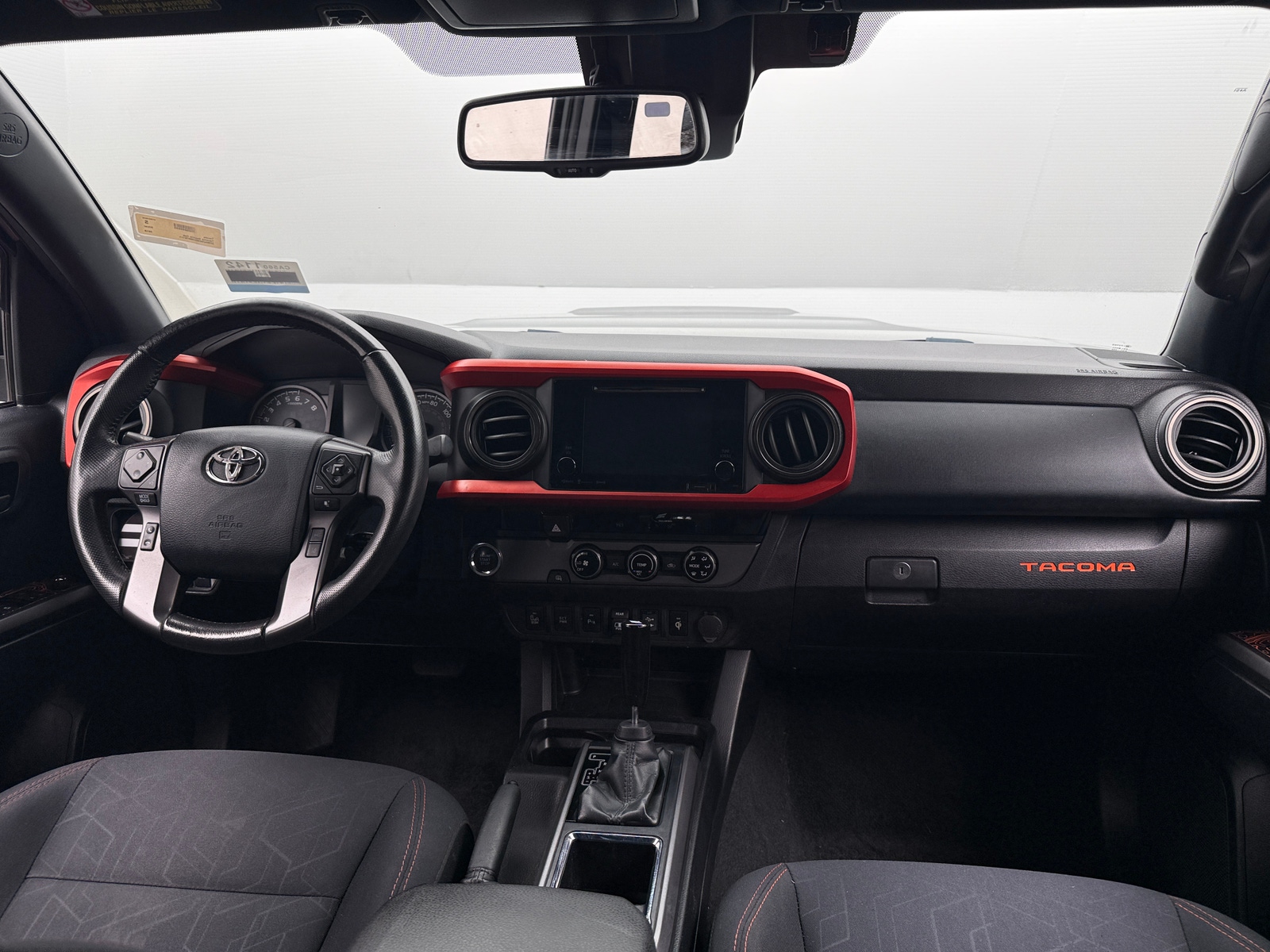 Thumbnail: 2018 Toyota Tacoma - 3