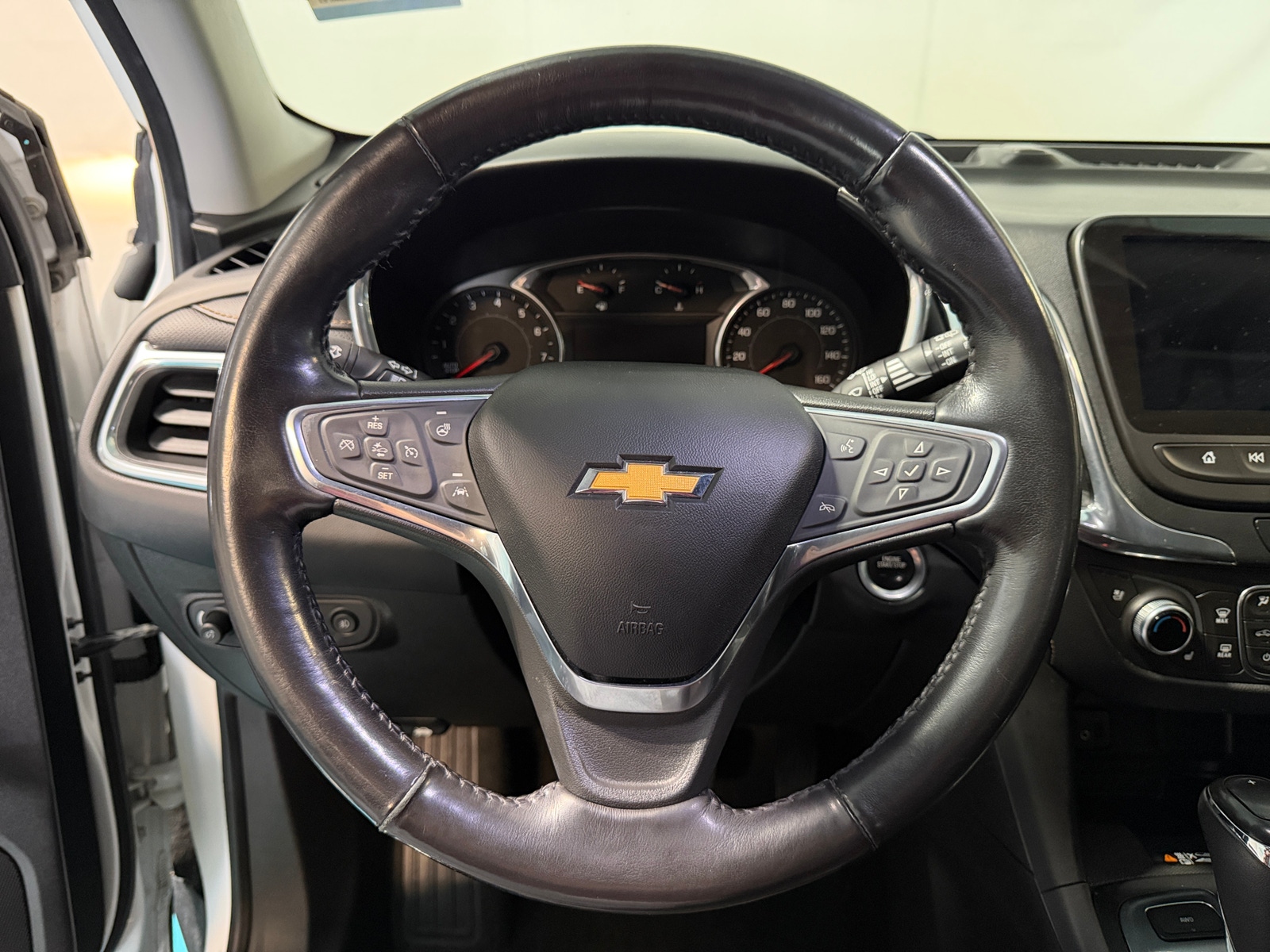 Thumbnail: 2018 Chevrolet Equinox - 4