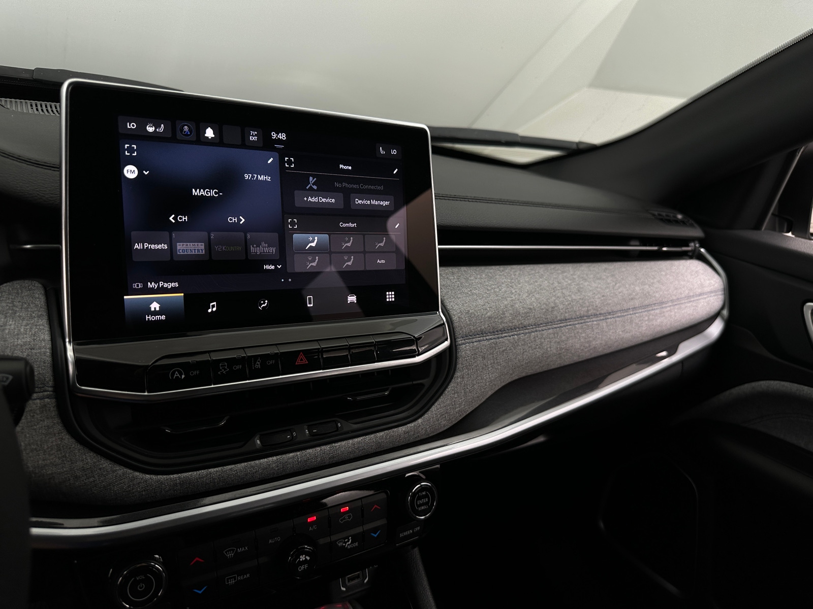 Thumbnail: 2023 Jeep Compass - 4