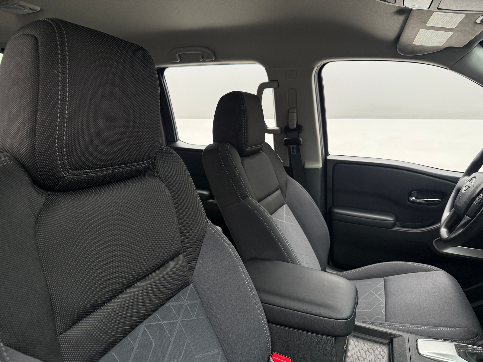 Thumbnail: 2025 Nissan Frontier - 2
