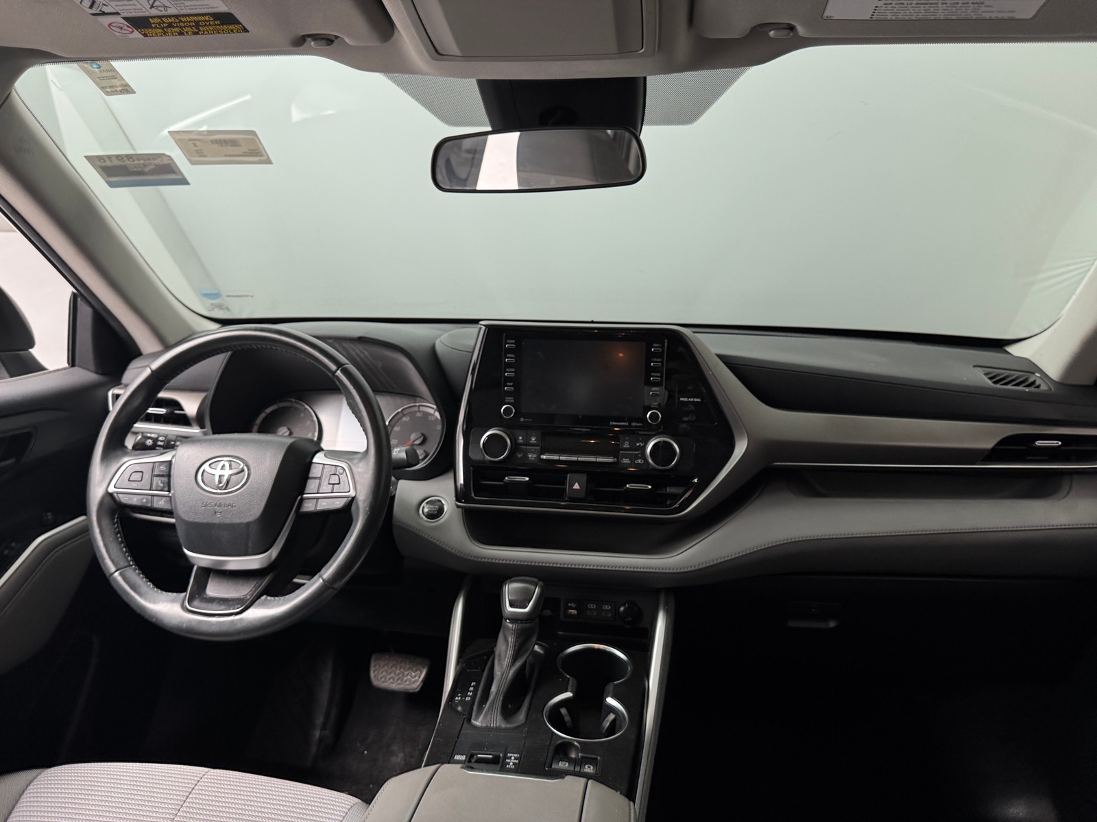 Thumbnail: 2022 Toyota Highlander - 3