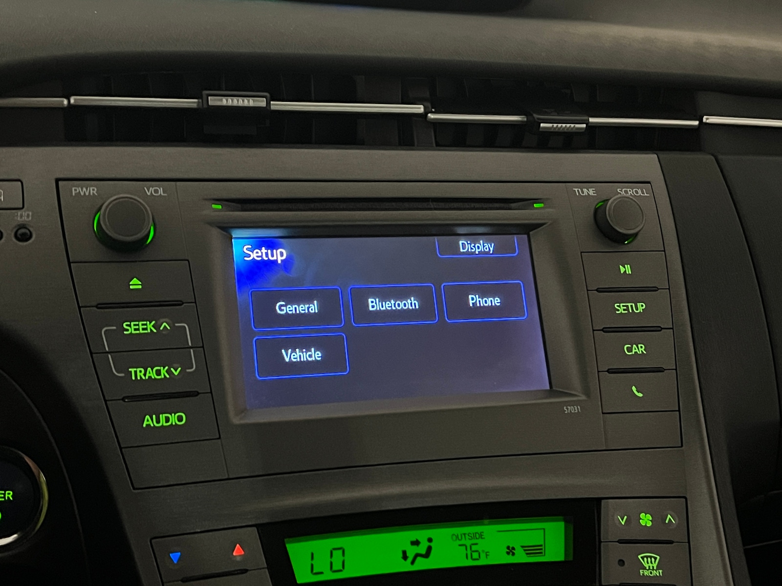Thumbnail: 2013 Toyota Prius - 4