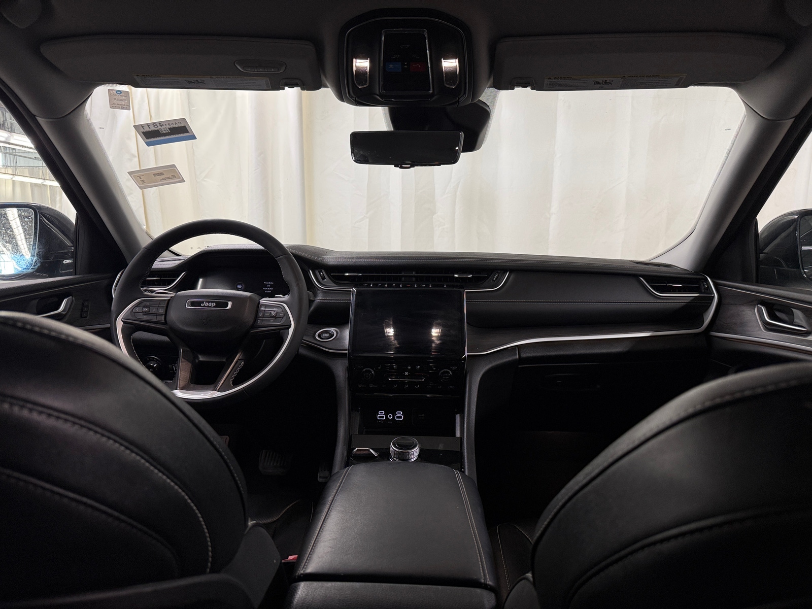 Thumbnail: 2023 Jeep Grand Cherokee L - 3